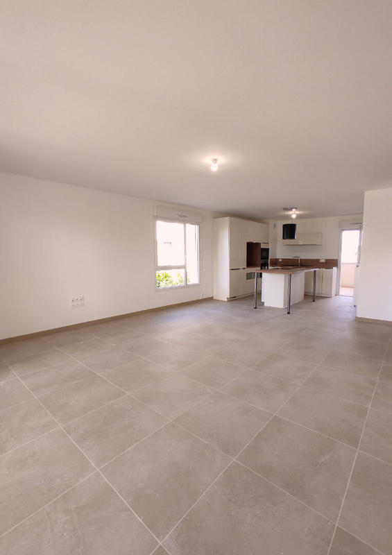 Appartement - 99 m² - 5 pièces