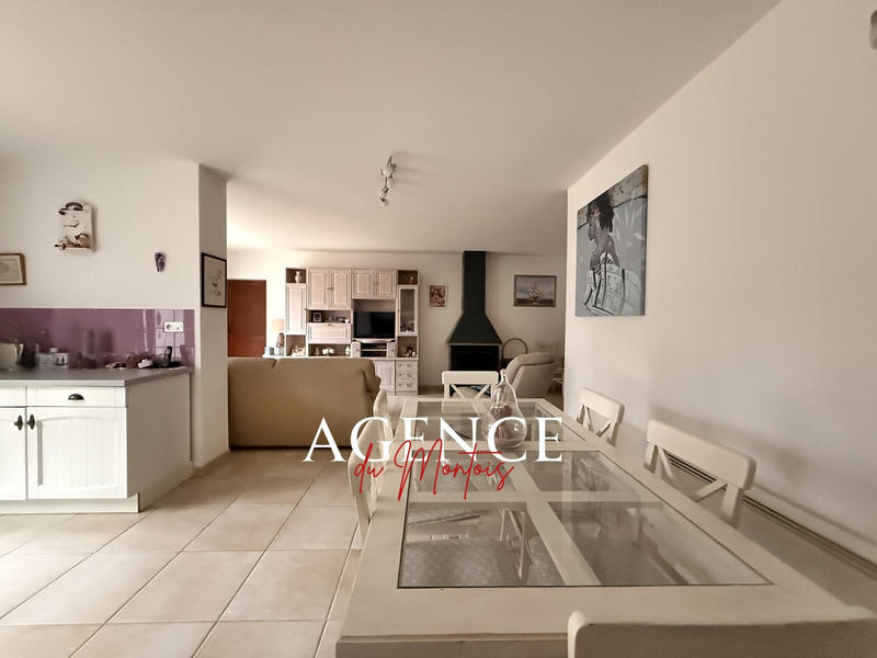 Maison - 205 m² - 5 pièces