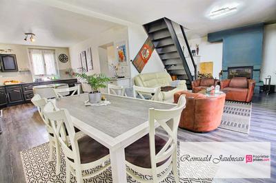 Maison - 138 m² - 6 pièces