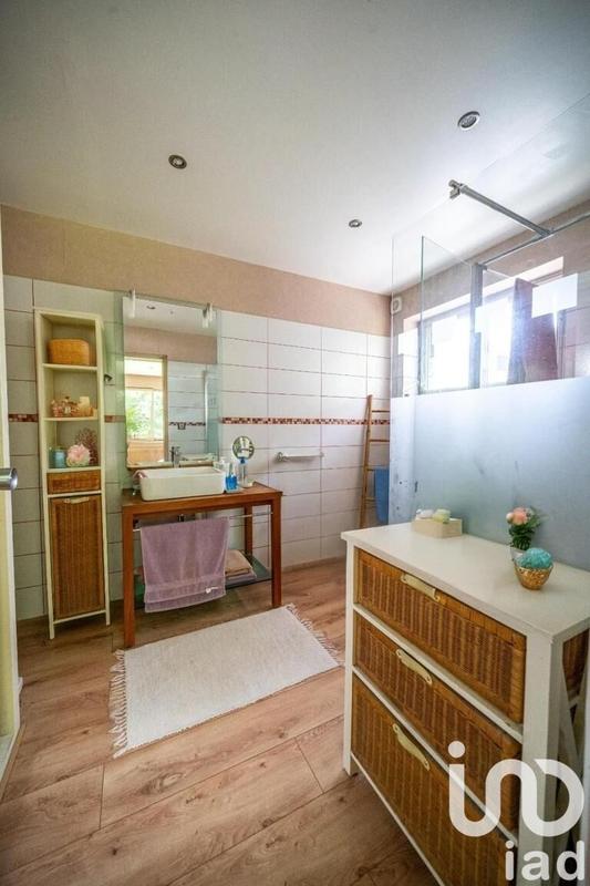 Maison - 346 m² - 11 pièces