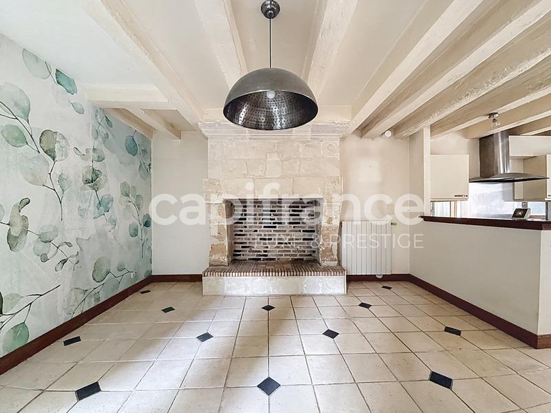 Maison - 235 m² - 7 pièces