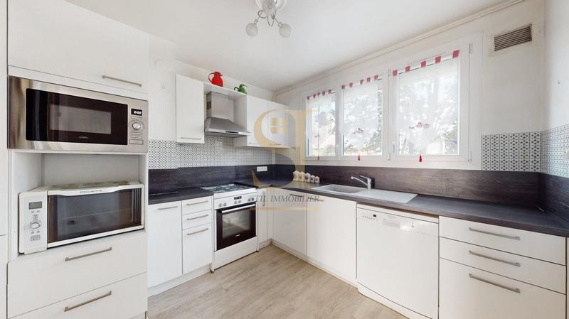 Appartement - 91 m² - 5 pièces