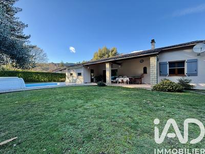 Maison - 97 m² - 4 pièces