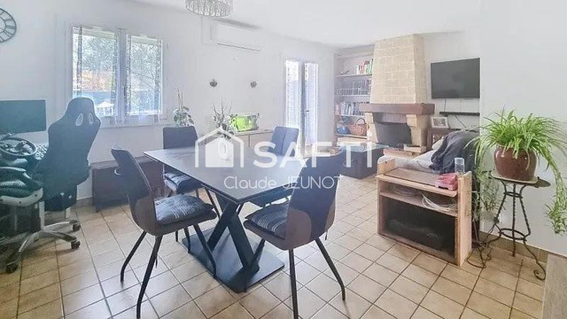 Maison - 84 m² - 3 pièces