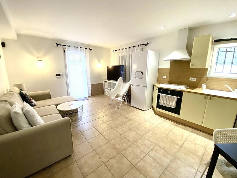 Maison - 211 m² - 8 pièces