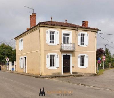 Maison de ville - 140 m² - 7 pièces