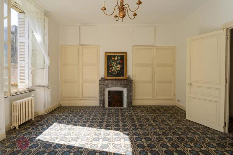 Maison de village - 282 m² - 8 pièces