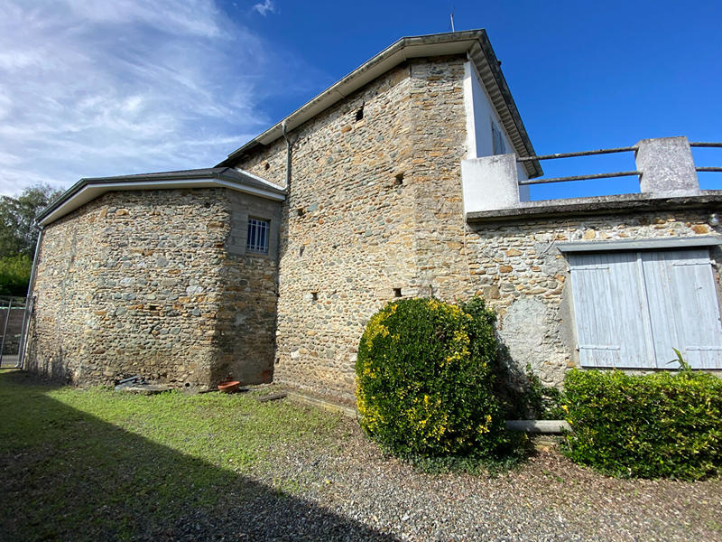 Maison - 140 m² - 7 pièces