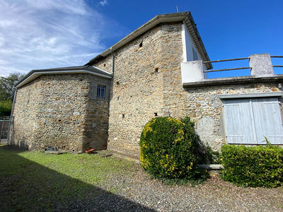 Maison - 140 m² - 7 pièces