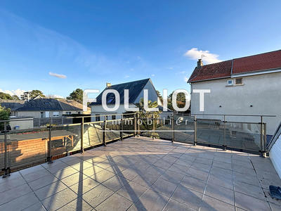 Maison - 180 m² - 8 pièces