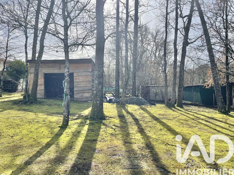 Maison - 222 m² - 9 pièces