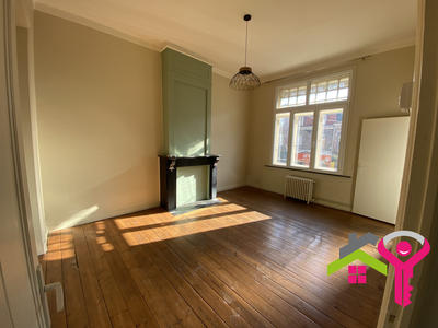 Appartement - 90 m² - 4 pièces