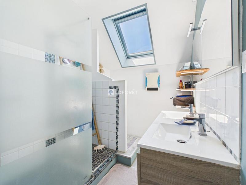 Maison - 101 m² - 5 pièces