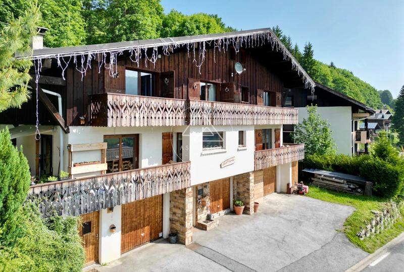 Châlet - 320 m² - 14 pièces