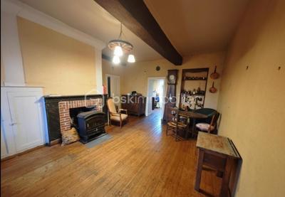 Maison - 211 m² - 9 pièces