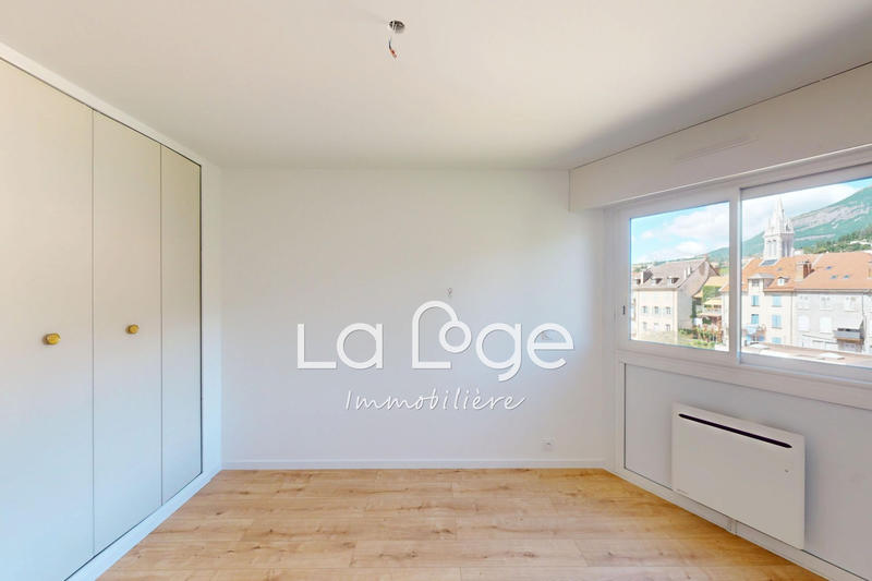 Appartement - 106 m² - 4 pièces