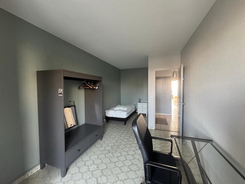 Appartement - 81 m² - 4 pièces