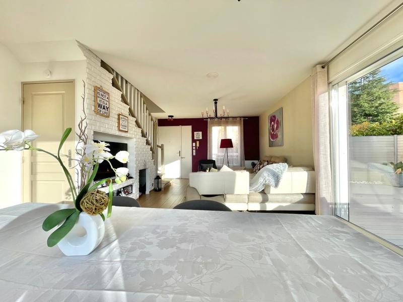 Maison - 100 m² - 4 pièces