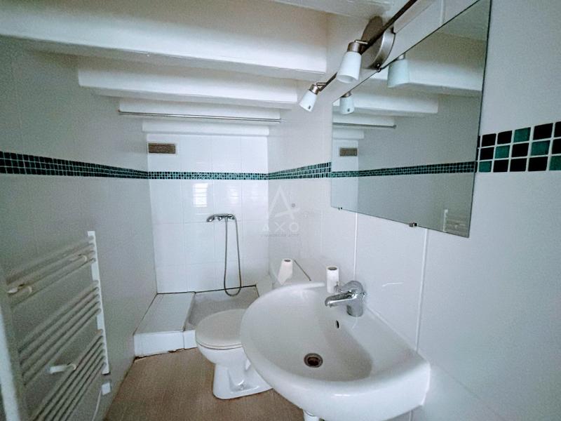 Bureau - 30 m² - 2 pièces