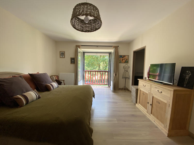 Maison - 245 m² - 5 pièces