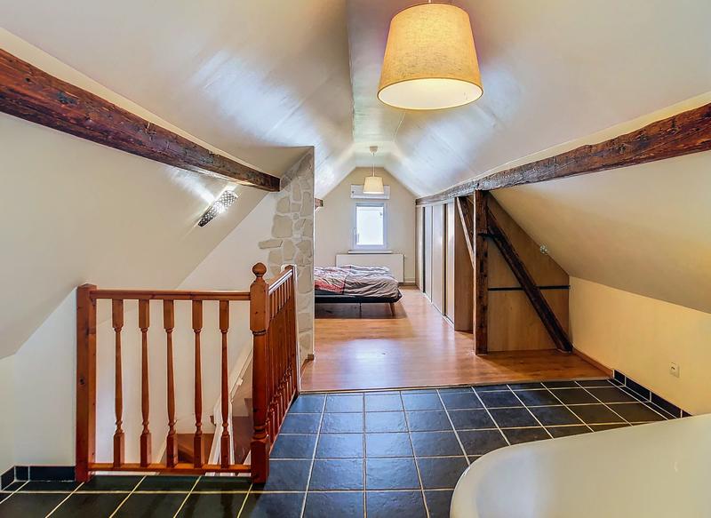 Maison - 99 m² - 4 pièces