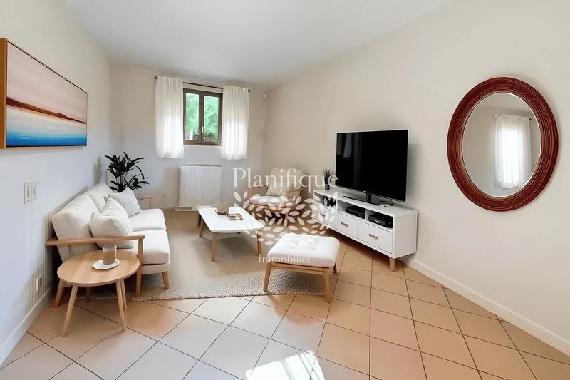 Maison - 177 m² - 6 pièces