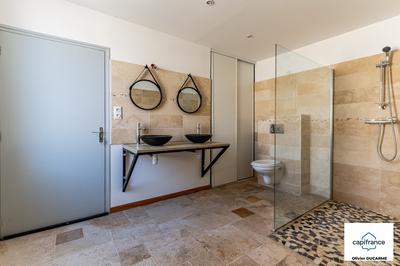 Immeuble - 330 m² - 11 pièces