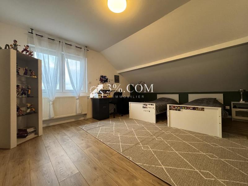 Maison - 150 m² - 7 pièces