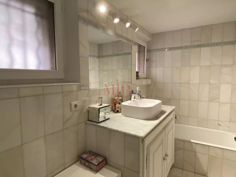 Maison de ville - 169 m² - 8 pièces