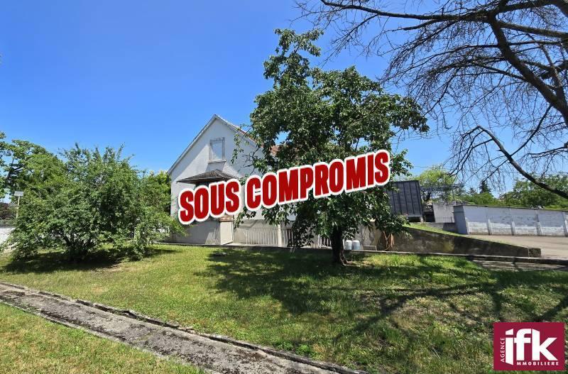 Maison - 100 m² - 5 pièces