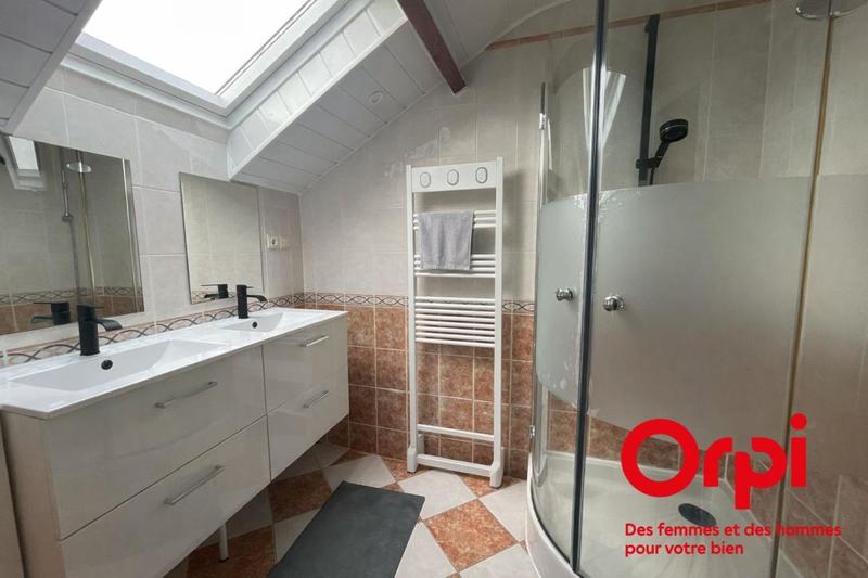 Maison - 101 m² - 5 pièces