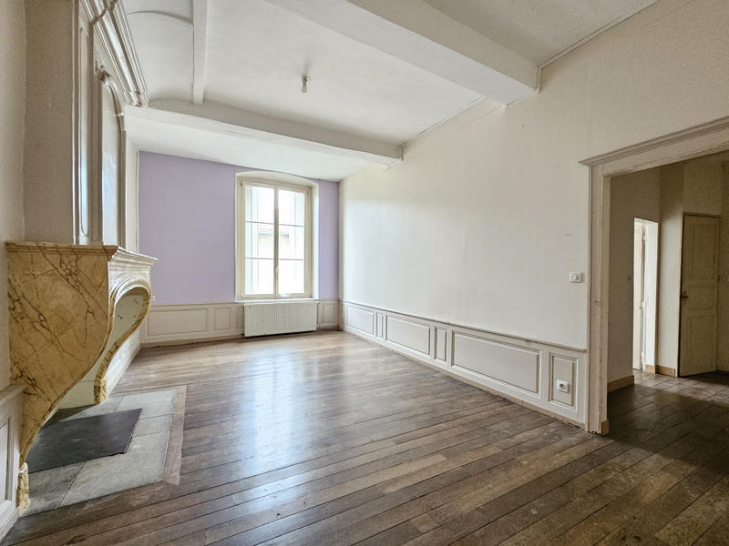 Maison - 280 m² - 10 pièces