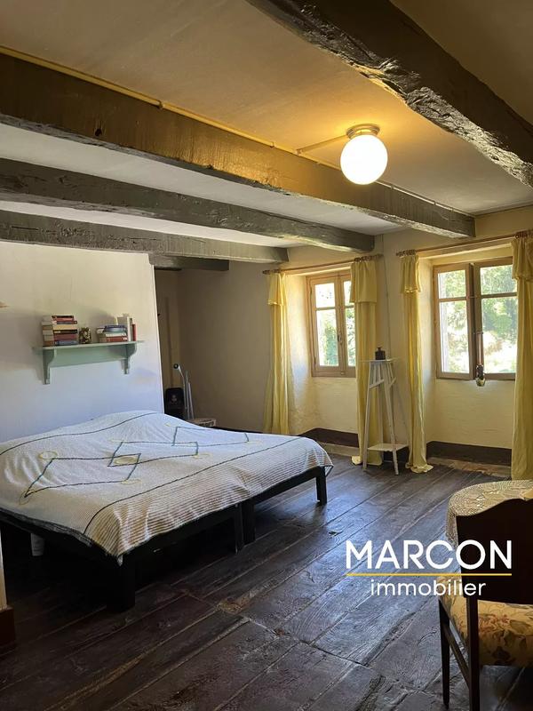 Maison - 137 m² - 4 pièces
