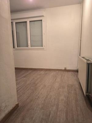 Bureau - 97 m² - 4 pièces