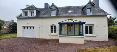 Maison - 101 m² - 5 pièces