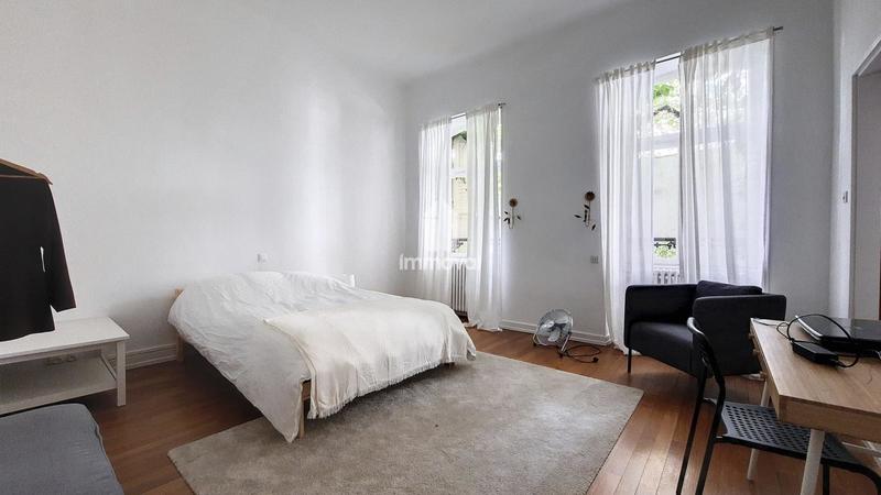 Duplex - 177 m² - 6 pièces