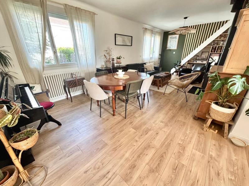 Maison - 81 m² - 4 pièces