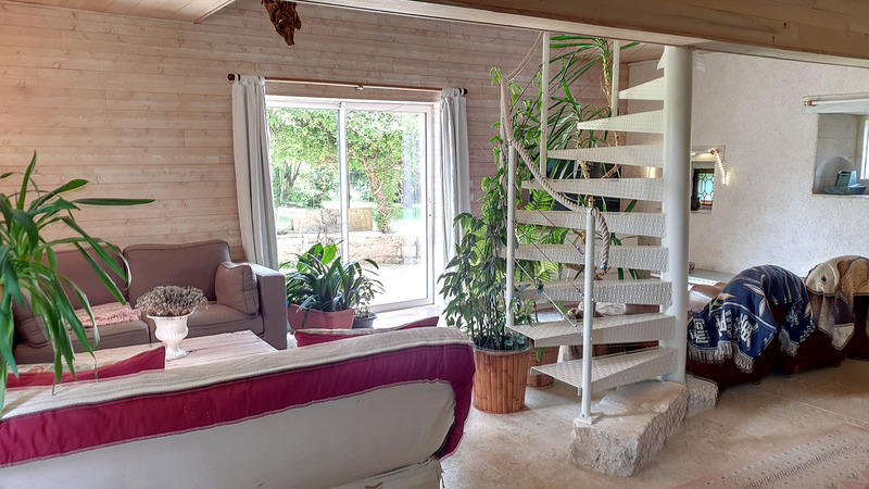 Maison - 450 m² - 13 pièces