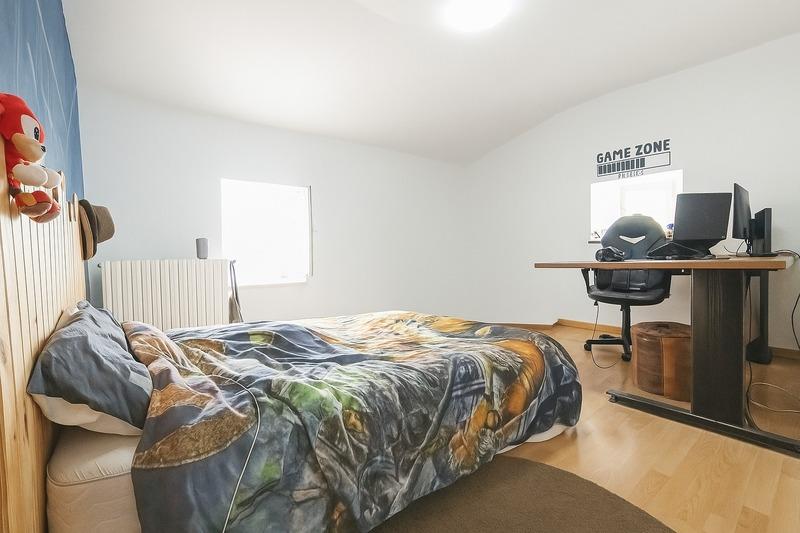 Maison - 198 m² - 10 pièces