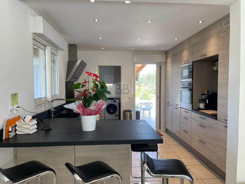 Villa - 153 m² - 5 pièces