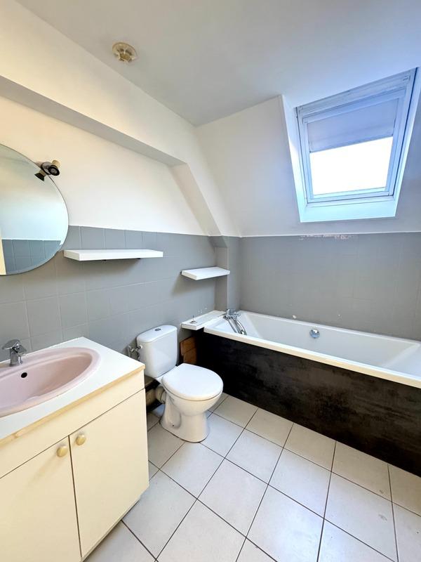 Maison - 91 m² - 5 pièces