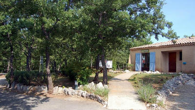 Camping ** Rives du Lac de Sainte Croix