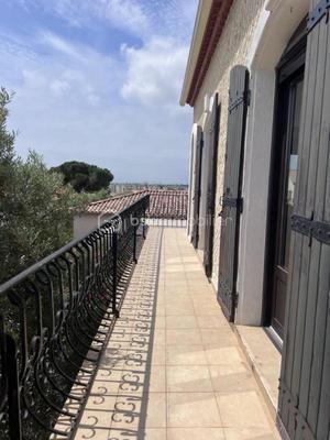 Maison - 144 m² - 6 pièces