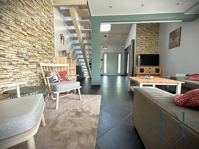 Maison contemporaine - 200 m² - 6 pièces