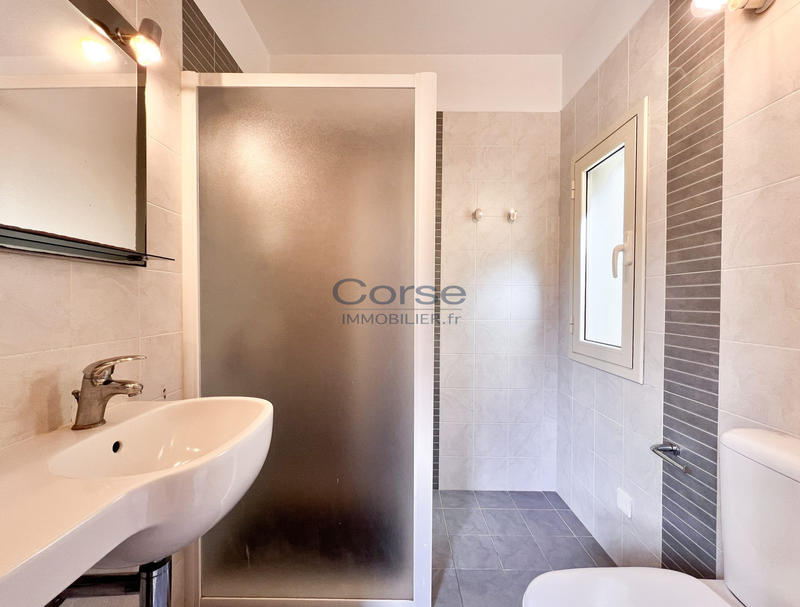 Maison - 76 m² - 6 pièces