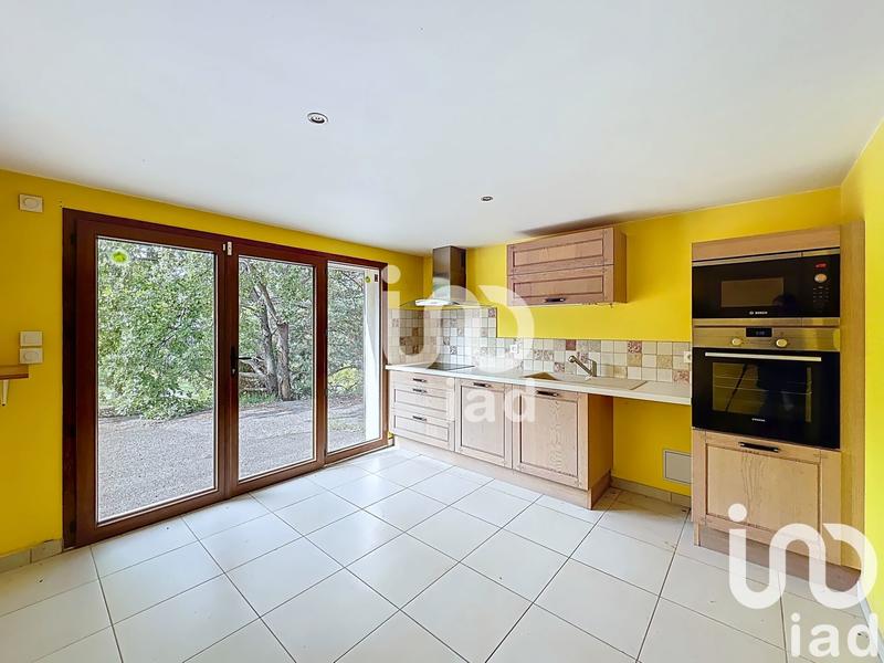 Maison - 210 m² - 7 pièces