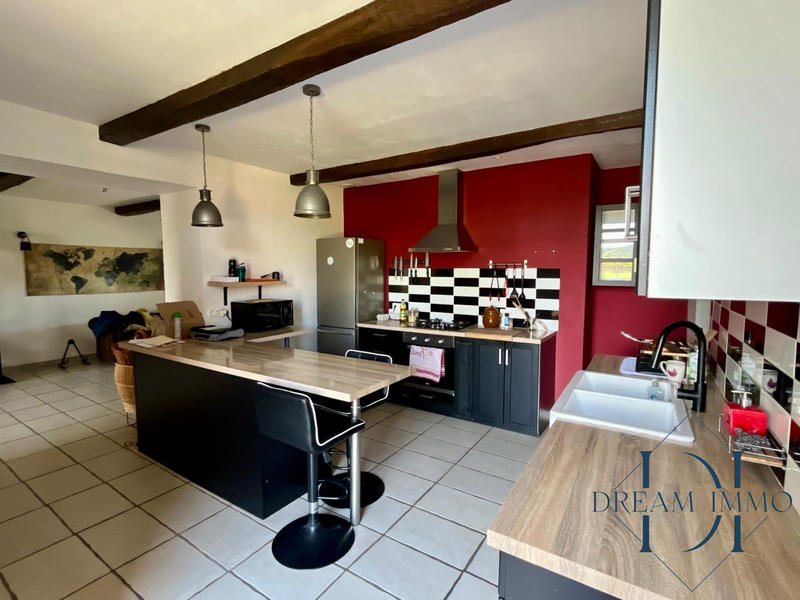 Maison - 168 m² - 4 pièces