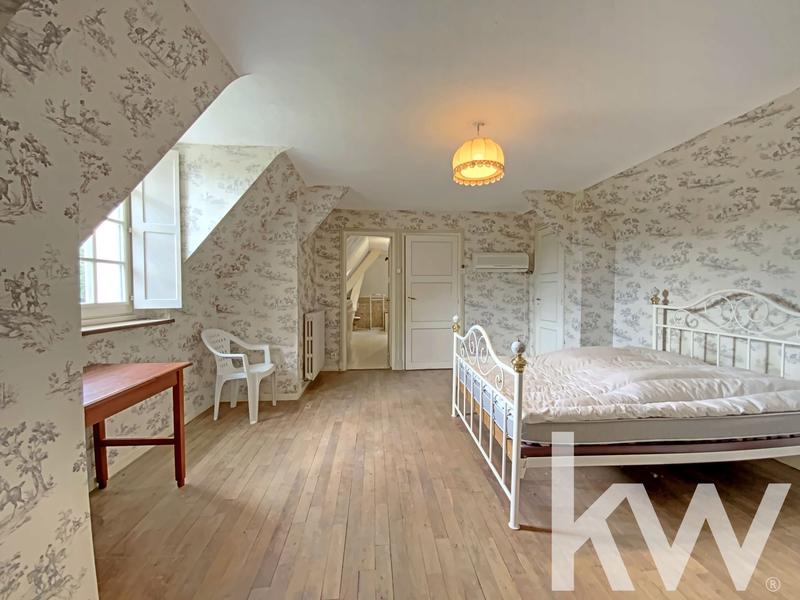 Manoir - 172 m² - 11 pièces