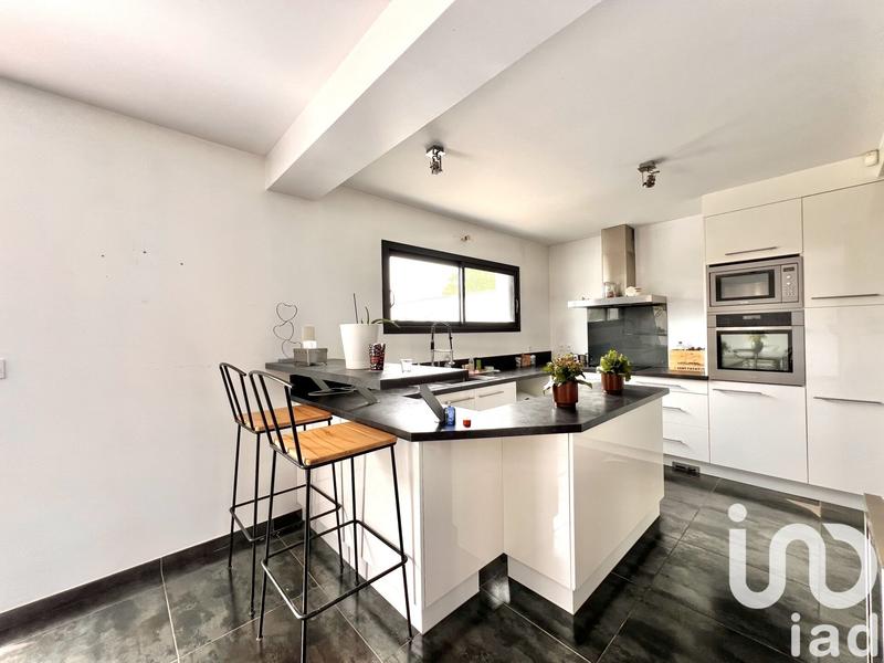 Maison - 165 m² - 6 pièces