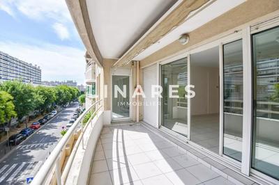 Appartement - 94 m² - 4 pièces